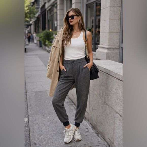 Free People Pants - Sz 0 Free People Gray Herringbone Jogger Pants Pleated Trousers $158 MSRP